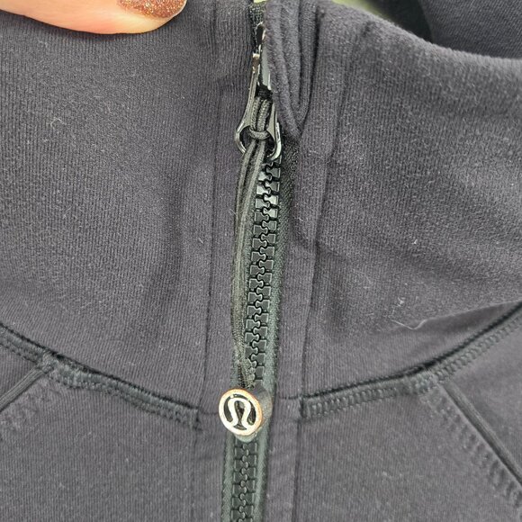 Lululemon Nice Asana Jacket - 8 Black - Picture 6 of 10